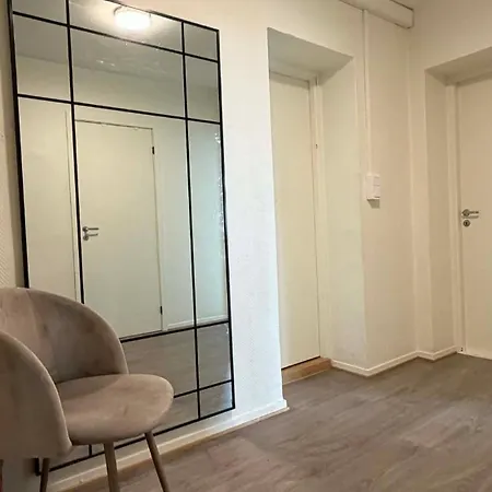 Апартаменты Modern - Walking Distance To Everything *
