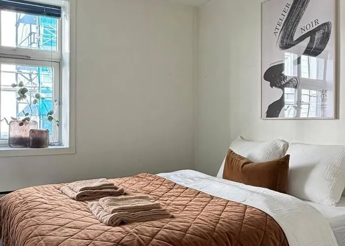 Modern - Walking Distance To Everything Bergen