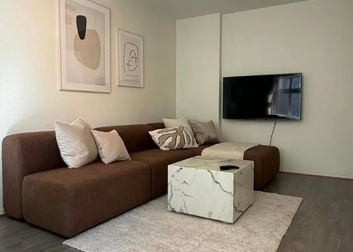 Modern - Walking Distance To Everything Appartement